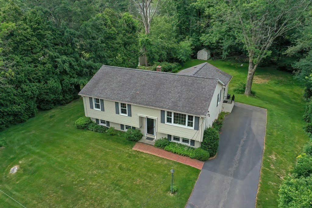 43 Ridge Road Holliston, MA 01746 - Photo 6 of 37 Gallery Image 6