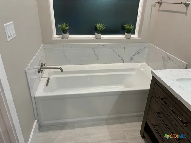 $435,000 | 1 Stepping Stone Court, Wimberley, TX 78676