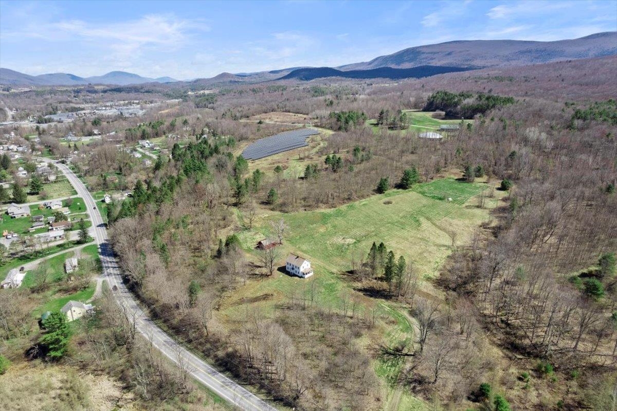 326 Vermont Rte 7a Shaftsbury, VT 05262 - Photo 11 of 40