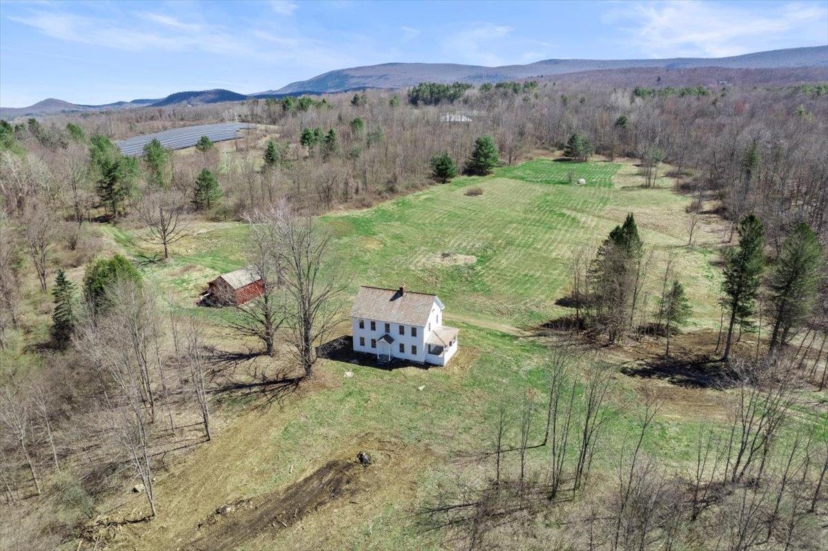 326 Vermont Rte 7a Shaftsbury, VT 05262 - Photo 12 of 40