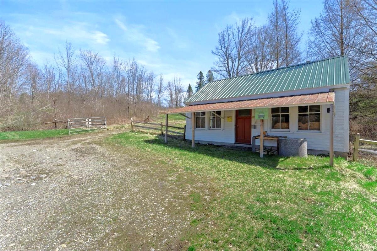 326 Vermont Rte 7a Shaftsbury, VT 05262 - Photo 38 of 40