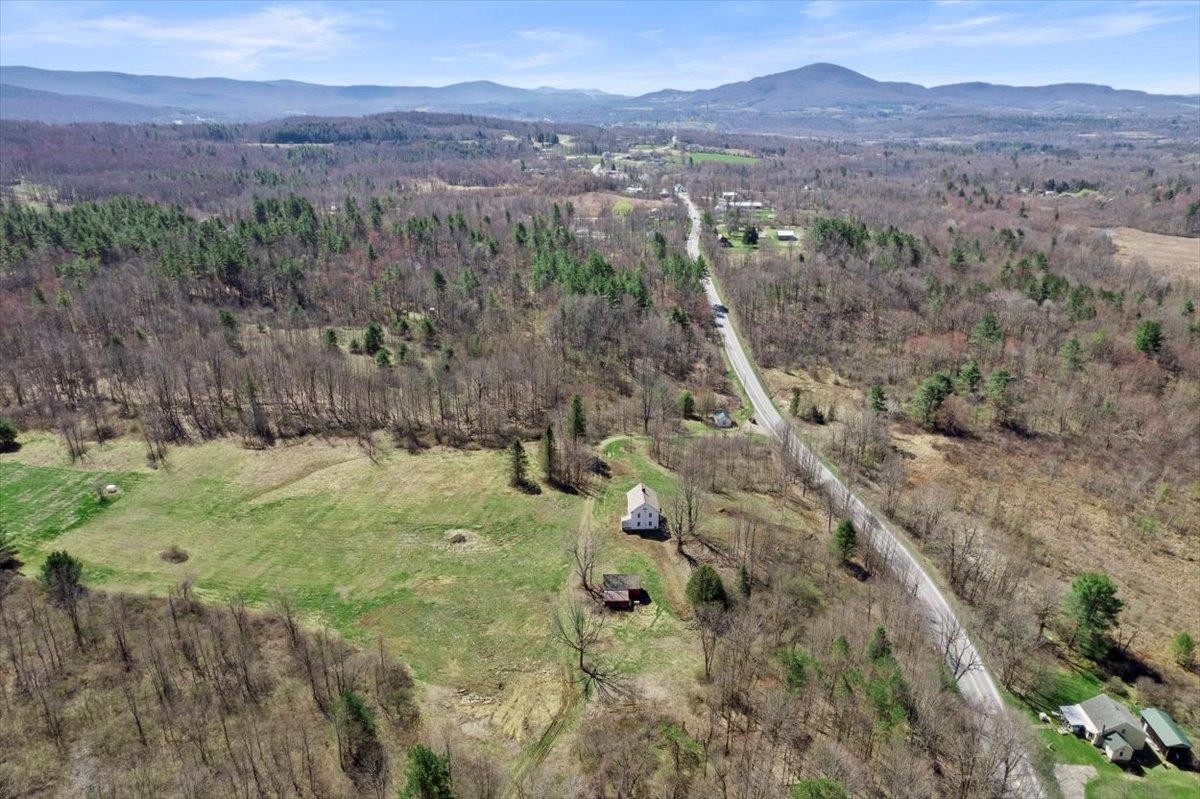 326 Vermont Rte 7a Shaftsbury, VT 05262 - Photo 4 of 40