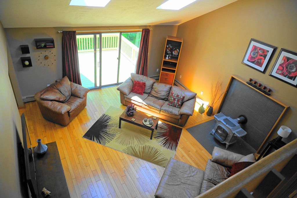 12 Crockett Road Upton, MA 01757 - Photo 3 of 30