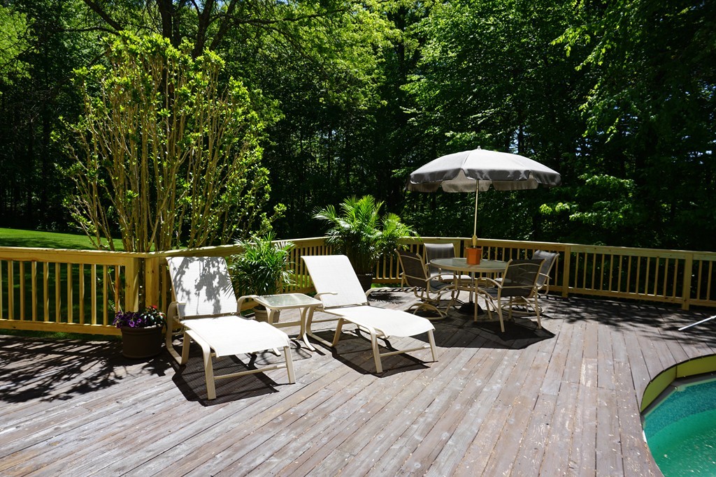 12 Crockett Road Upton, MA 01757 - Photo 10 of 30