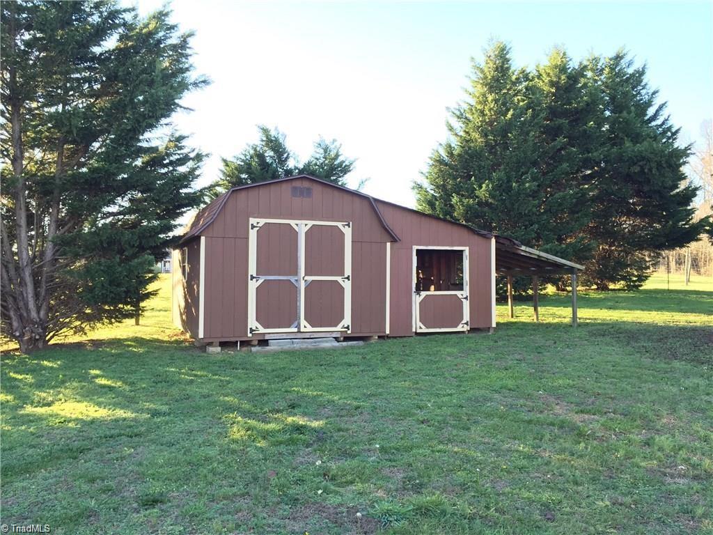 857 Howell Road Mocksville, NC 27028 - Photo 9 of 11 Gallery Image 9