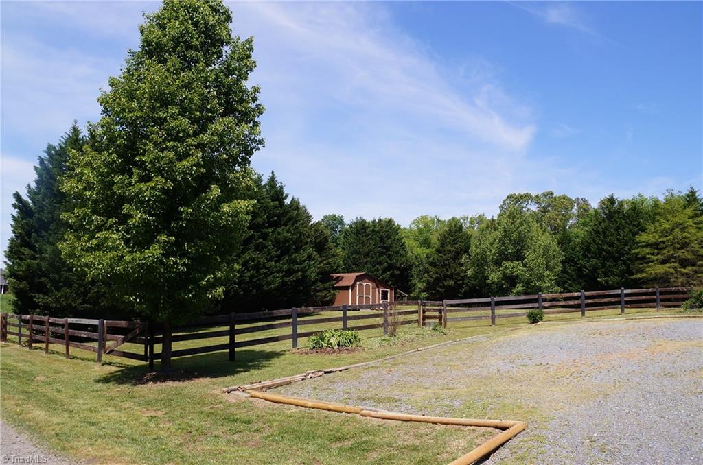 857 Howell Road Mocksville, NC 27028 - Photo 10 of 11 Gallery Image 10