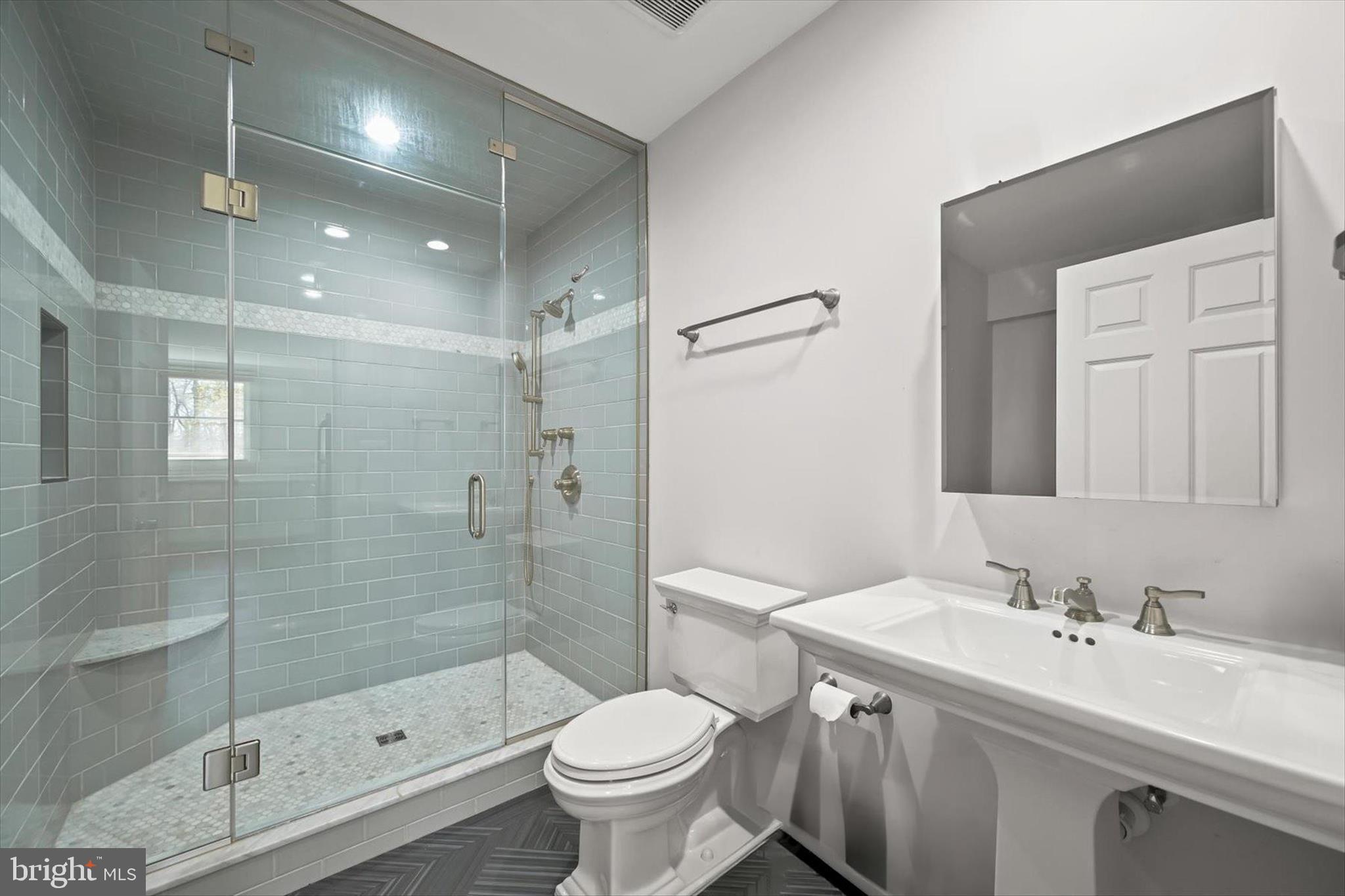 14865 Bushy Park Road Cooksville, MD 21723 - Photo 24 of 39 Renovated Full Bath