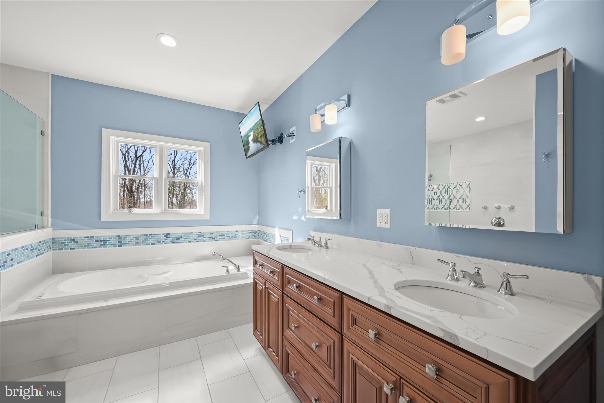 14865 Bushy Park Road Cooksville, MD 21723 - Photo 8 of 39 En-Suite Full Bath