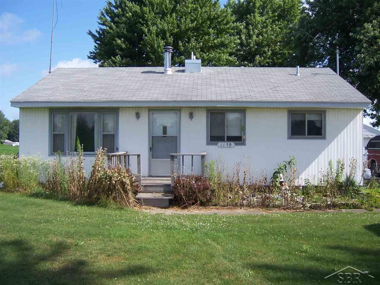 1179 Gabel Road Saginaw, MI 48601 - Photo 1 of 7 31296955.JPG