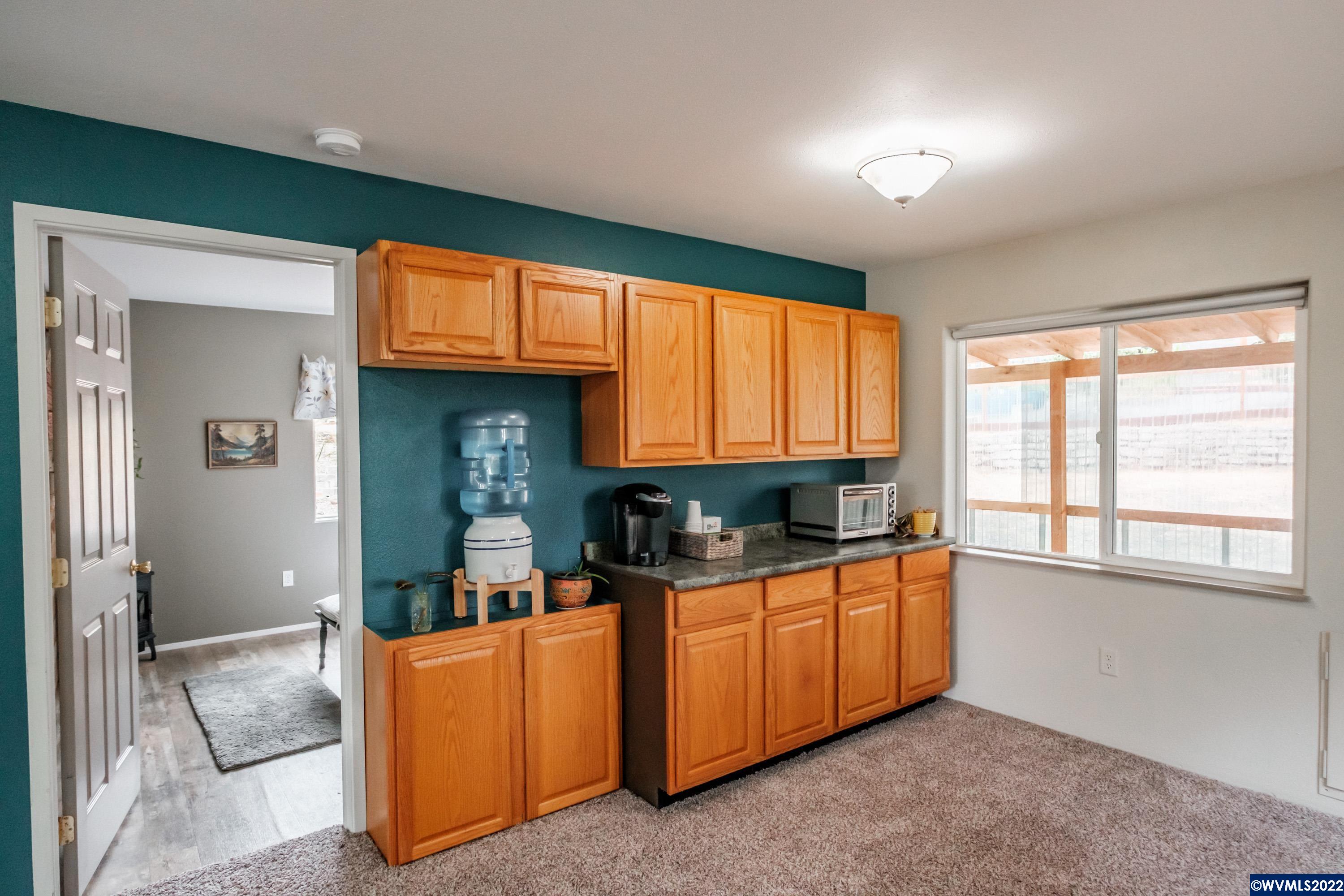 865 Perrydale Road Dallas, OR 97338 - Photo 23 of 41