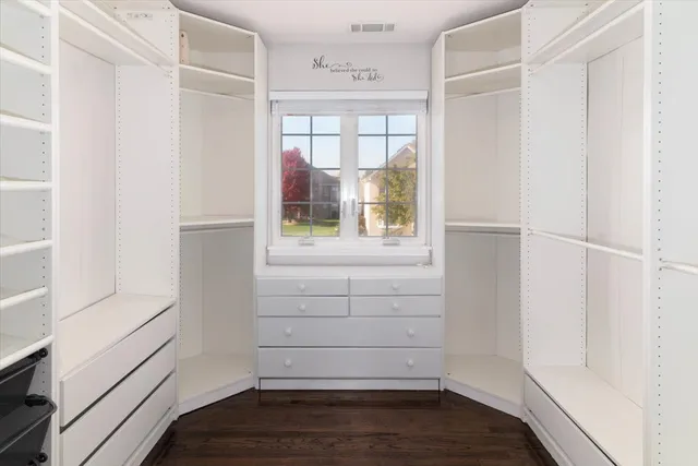 $499,900 | 38 East Grandview Drive, South Holland, IL 60473