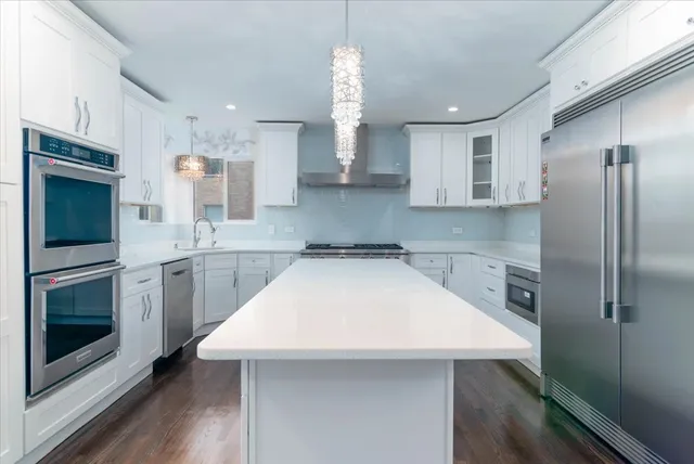 $499,900 | 38 East Grandview Drive, South Holland, IL 60473