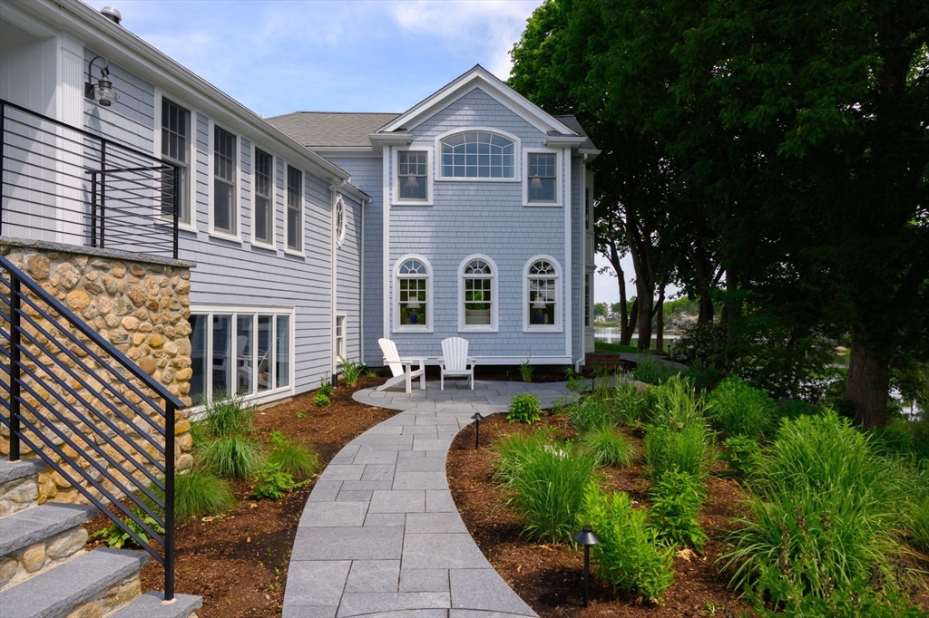 20 Nichols Road Cohasset, MA 02025 - Photo 8 of 39