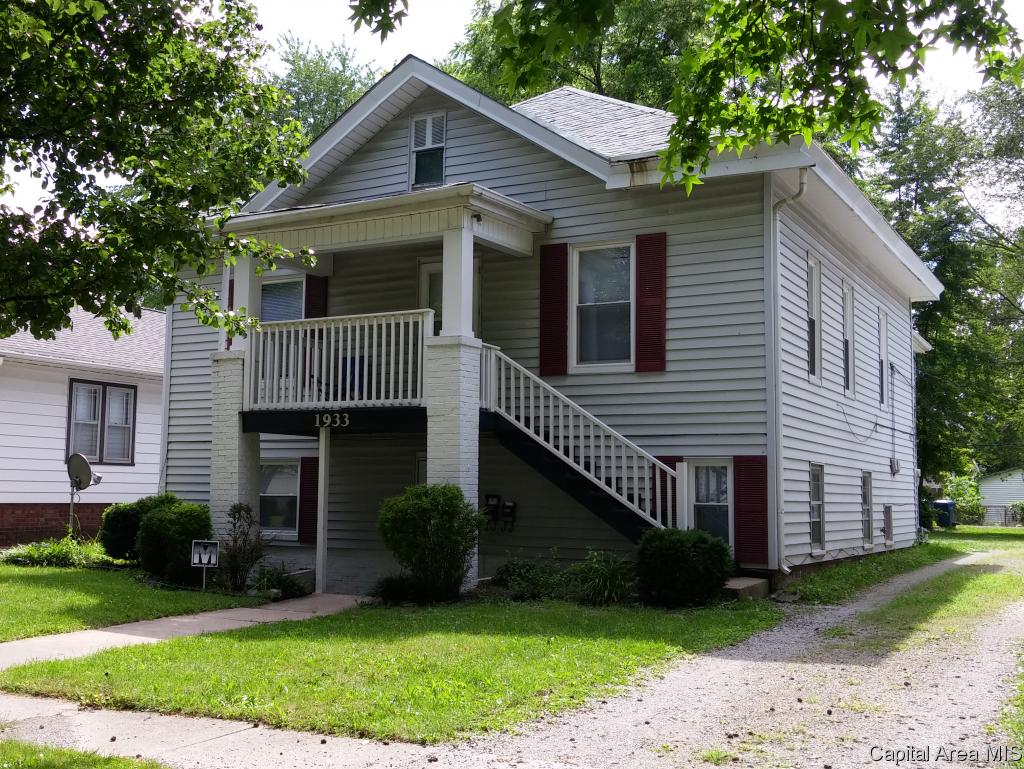 1933 South Spring Street Springfield, IL 62704 - Photo 1 of 8