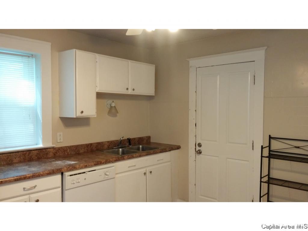 1933 South Spring Street Springfield, IL 62704 - Photo 5 of 8
