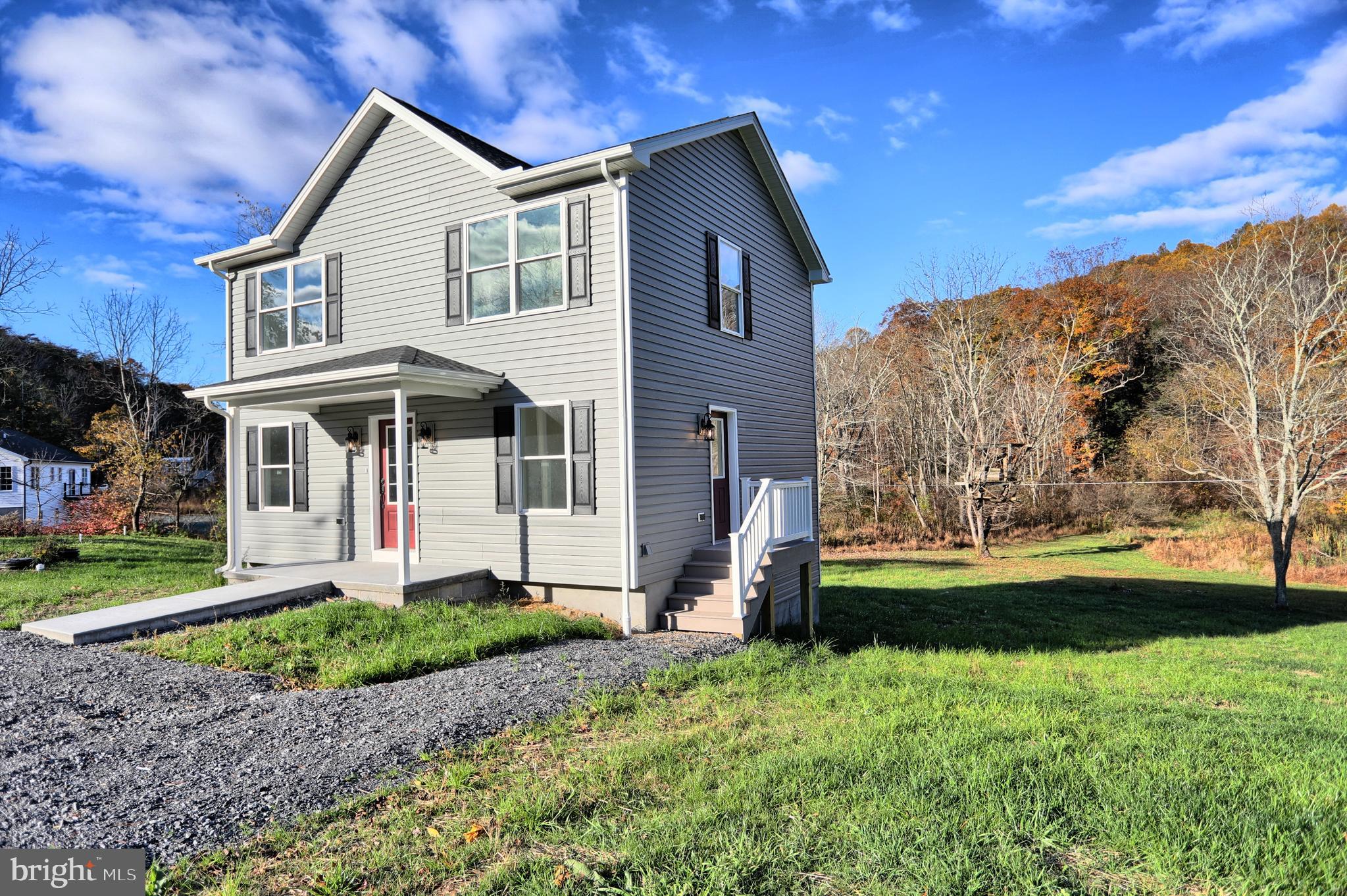 4118 Buckwheat Road Millerstown, PA 17062 - Photo 3 of 51 SIDE STEPS