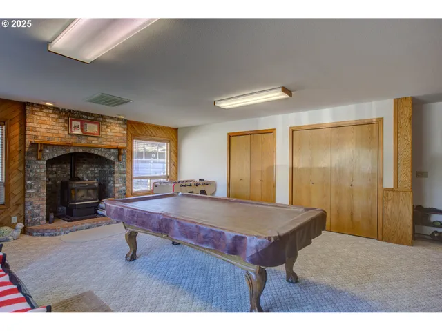 $750,000 | 369 Upper Camp Loop Road, Roseburg, OR 97470