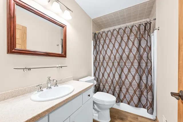 $2,500 | 124 Chapel Avenue, Twin Lakes, WI 53181