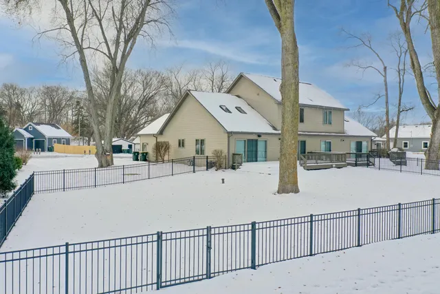 $2,500 | 124 Chapel Avenue, Twin Lakes, WI 53181