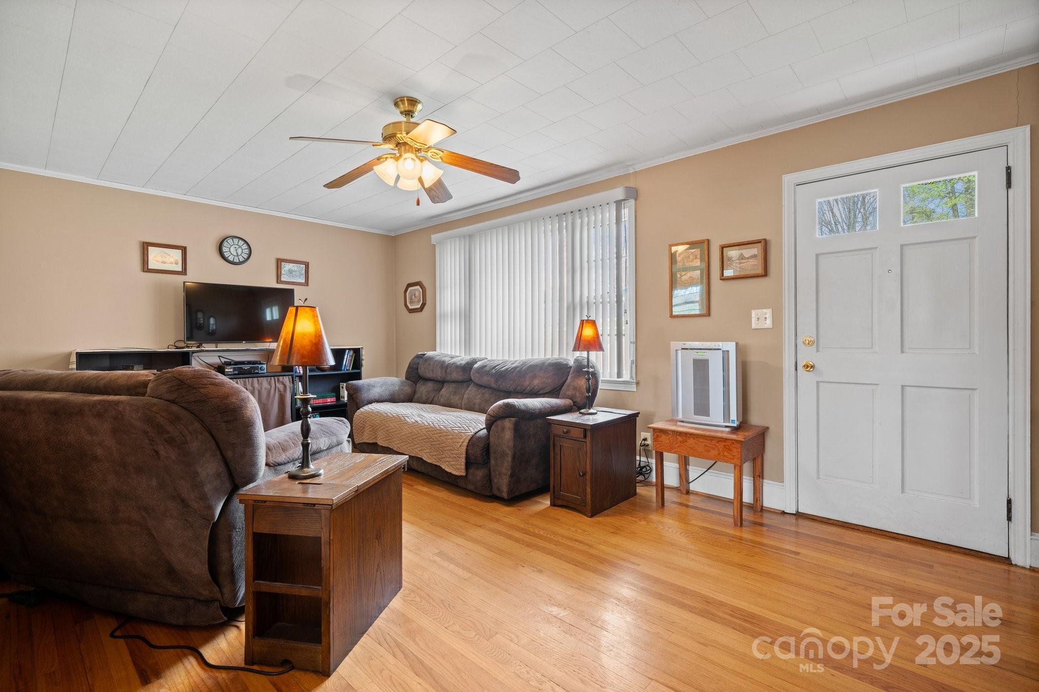 332 Swanson Road Lenoir, NC 28645 - Photo 7 of 29 Gallery Image 7