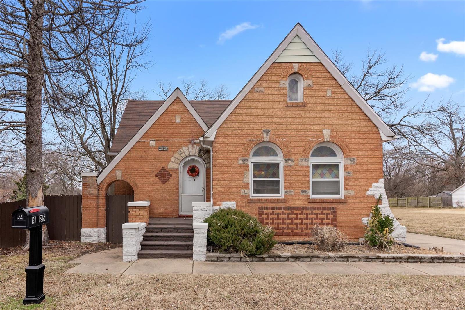 4025 Reavis Barracks Road St. Louis, MO 63125 - Photo 1 of 49 Gallery Image 1
