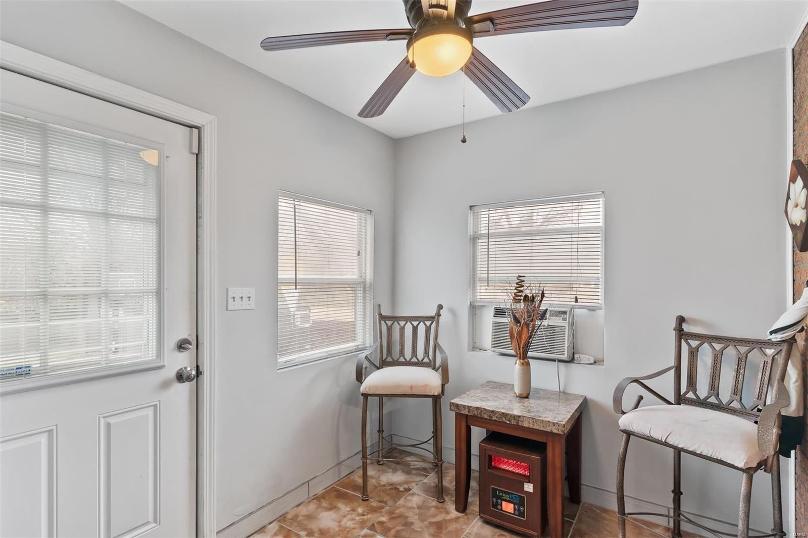 4025 Reavis Barracks Road St. Louis, MO 63125 - Photo 11 of 49 Gallery Image 11