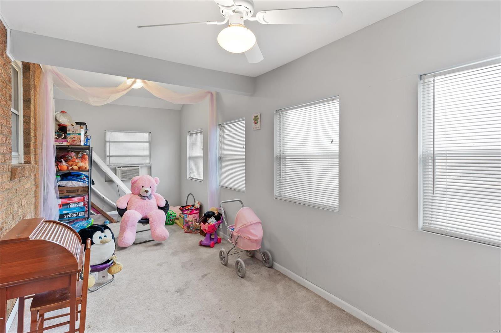 4025 Reavis Barracks Road St. Louis, MO 63125 - Photo 13 of 49 Gallery Image 13