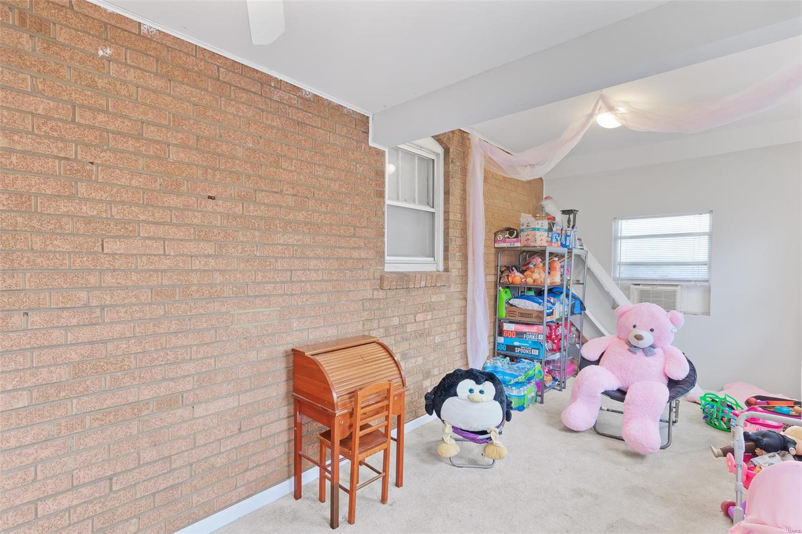 4025 Reavis Barracks Road St. Louis, MO 63125 - Photo 14 of 49 Gallery Image 14