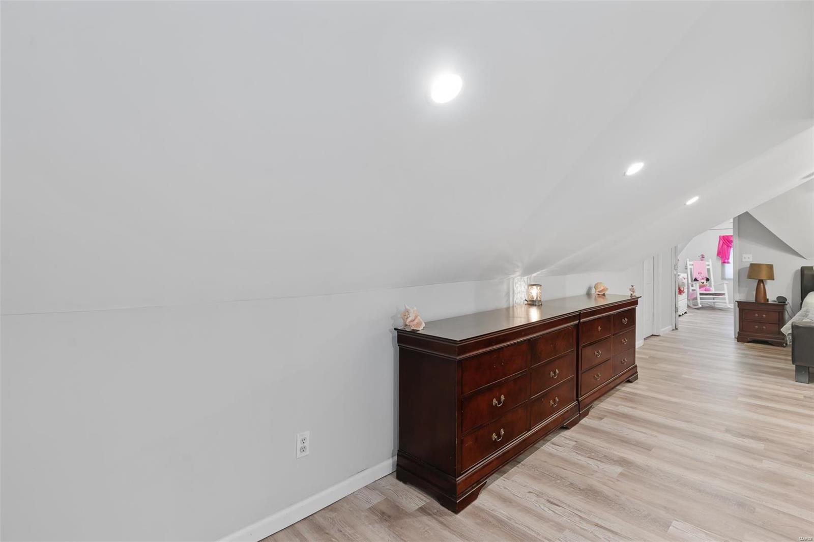 4025 Reavis Barracks Road St. Louis, MO 63125 - Photo 23 of 49 Gallery Image 23