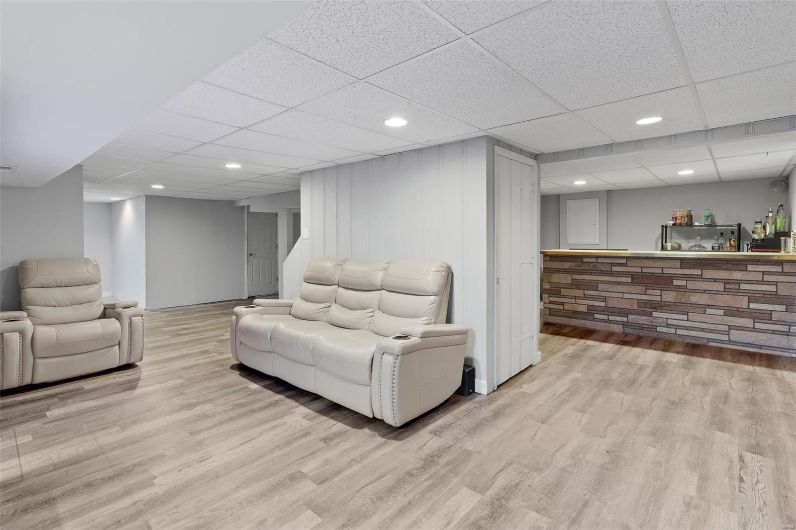 4025 Reavis Barracks Road St. Louis, MO 63125 - Photo 31 of 49 Gallery Image 31