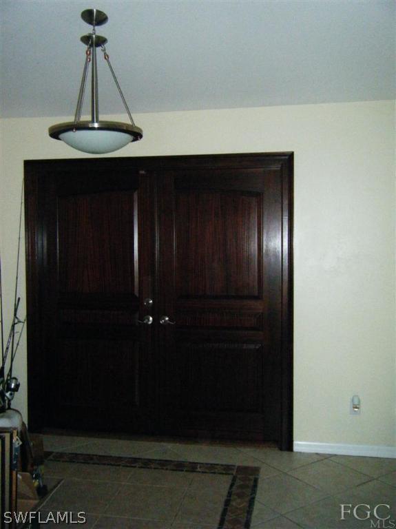 8061 Albatross Road Fort Myers, FL 33967 - Photo 6 of 17 Gallery Image 6