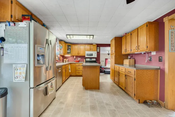 $300,000 | 5048 County Road 31, Auburn, IN 46706