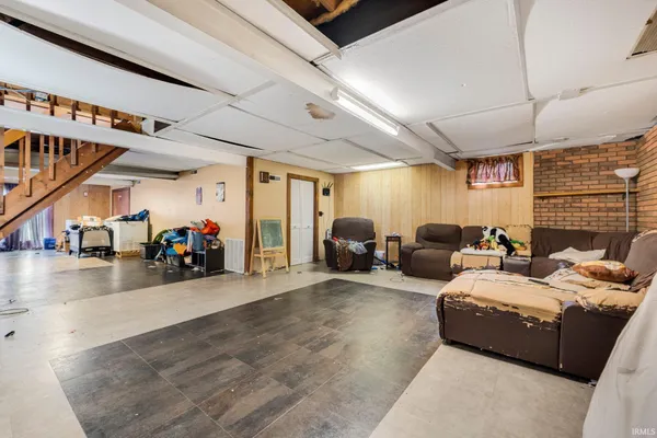 $300,000 | 5048 County Road 31, Auburn, IN 46706