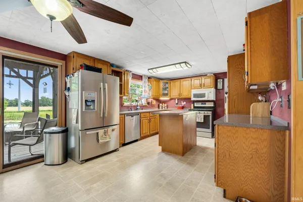 $300,000 | 5048 County Road 31, Auburn, IN 46706