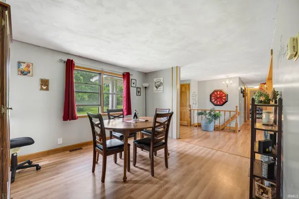 $300,000 | 5048 County Road 31, Auburn, IN 46706