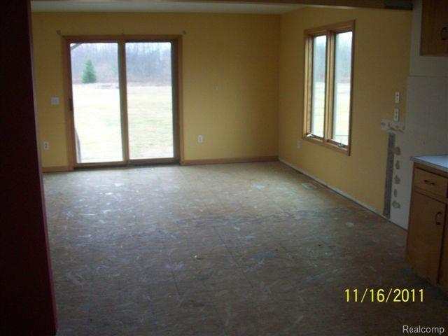 2588 Kronner Road Columbus, MI 48063 - Photo 5 of 18 5.jpg