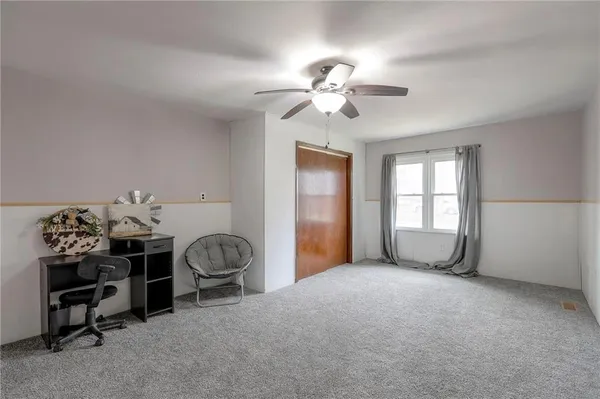 $165,000 | 406 East Washington Street, Windsor, MO 65360