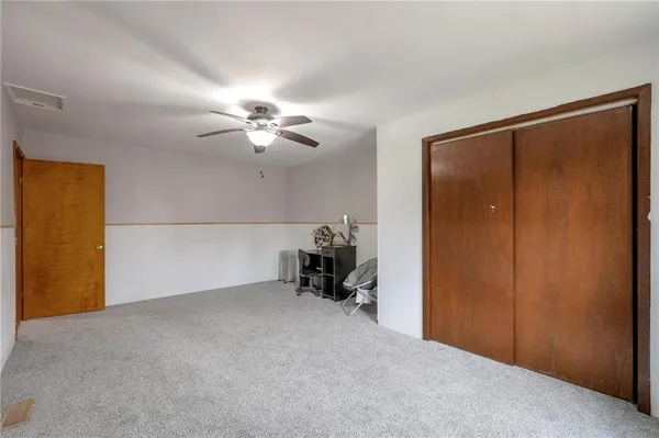 $165,000 | 406 East Washington Street, Windsor, MO 65360