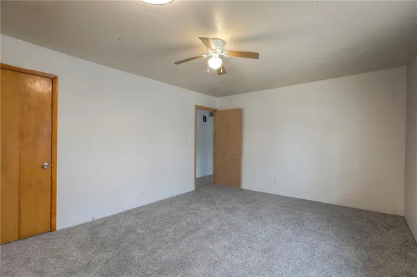 $165,000 | 406 East Washington Street, Windsor, MO 65360