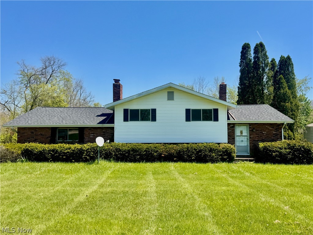 2705 Columbia Road Medina, OH 44256 - Photo 1 of 48 Front of house