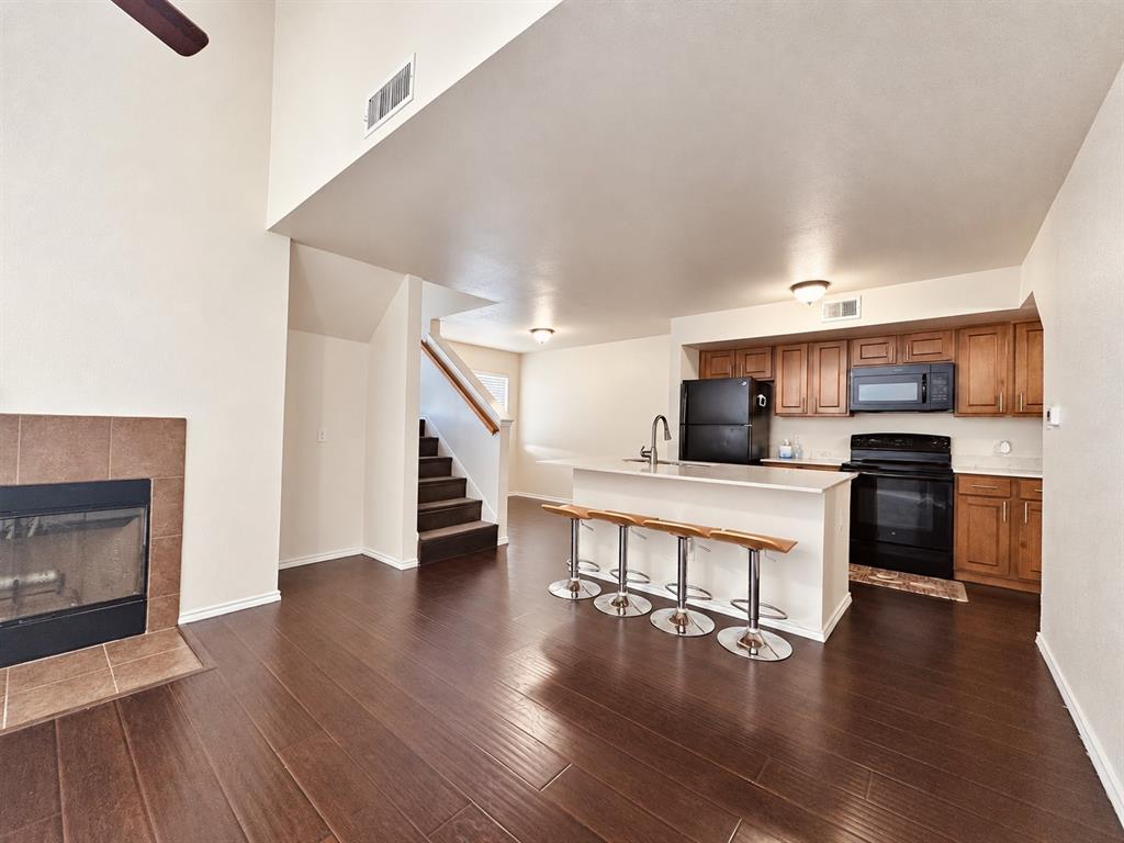 9831 Walnut Street, Unit P210 Dallas, TX 75243 - Photo 3 of 16 Gallery Image 3