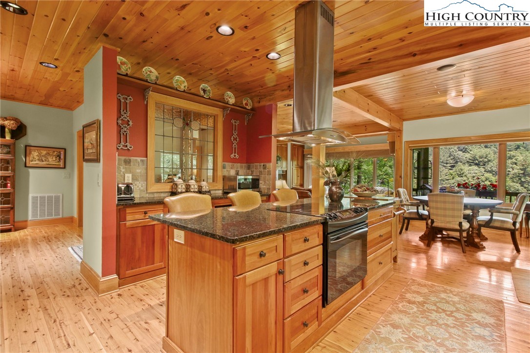 1583 Fall Creek Road Purlear, NC 28665 - Photo 9 of 50 Gallery Image 9