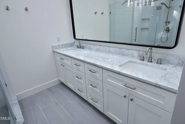 $2,300 | 237 Glen Eden Road, Durham, NC 27713