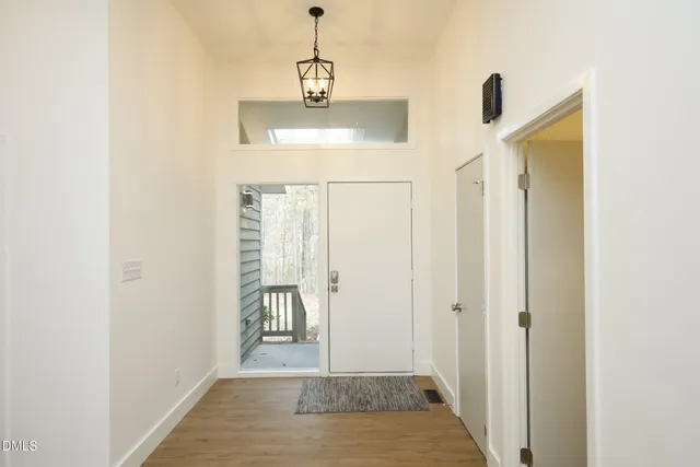 $2,300 | 237 Glen Eden Road, Durham, NC 27713