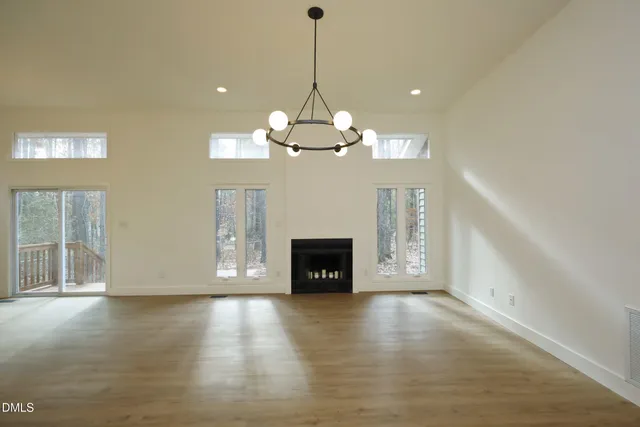 $2,300 | 237 Glen Eden Road, Durham, NC 27713