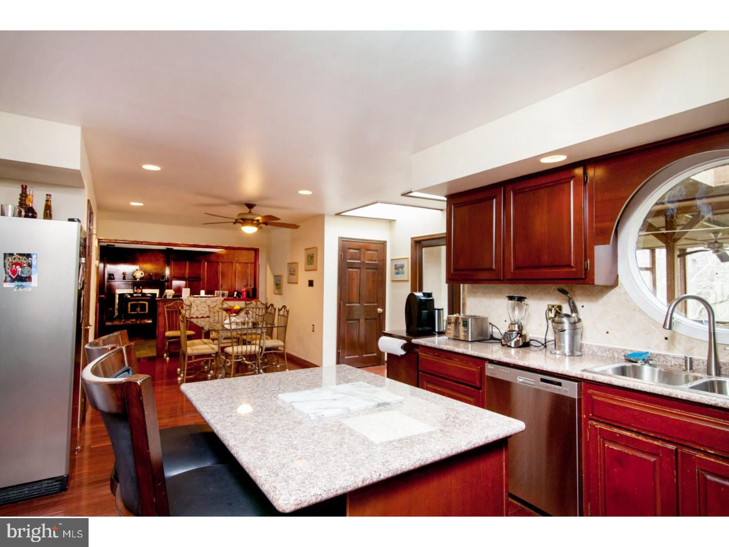 855 Richards Road Wayne, PA 19087 - Photo 4 of 25
