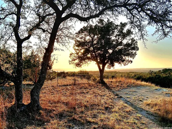 $549,900 | 1332 Johnson Road, Canyon Lake, TX 78133