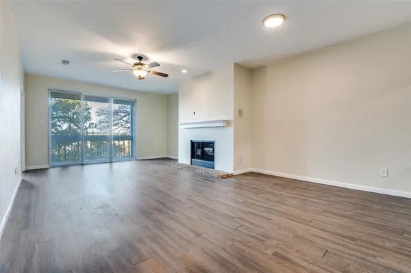 $1,700 | 5310 Keller Springs Road, Unit 132, Dallas, TX 75248