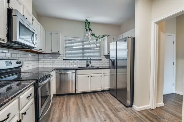 $1,700 | 5310 Keller Springs Road, Unit 132, Dallas, TX 75248