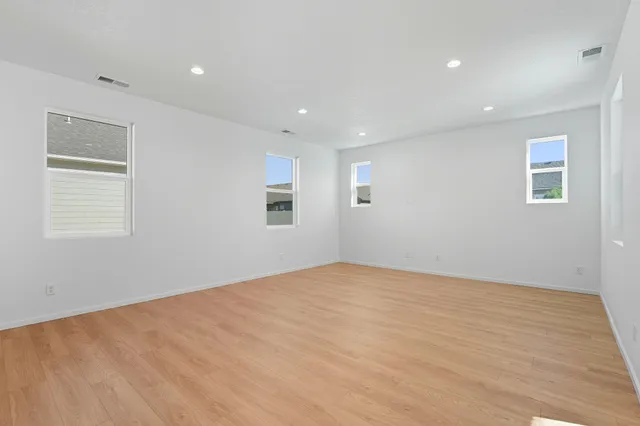 $489,000 | 711 East 5th Street, Deer Park, WA 99006